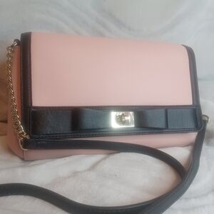 Kate Spade Mayfair Drive pink envelope crossbody in EUC 11x6x3 retail $298
